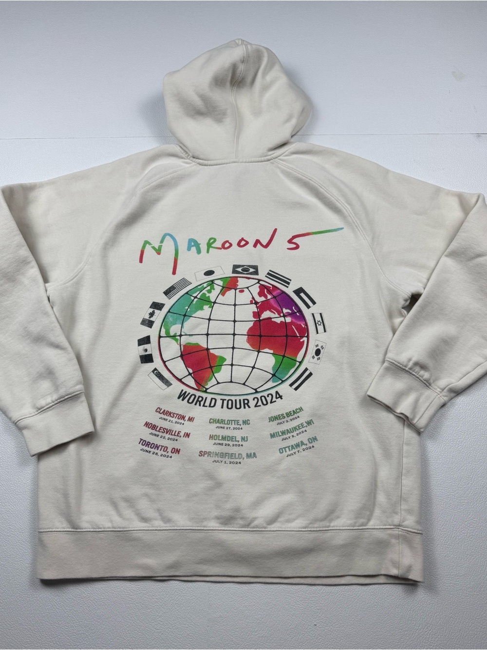 Maroon 5 World Tour 2024 Hoodie Large Cream Concert Pullover Graphic Sweatshirt